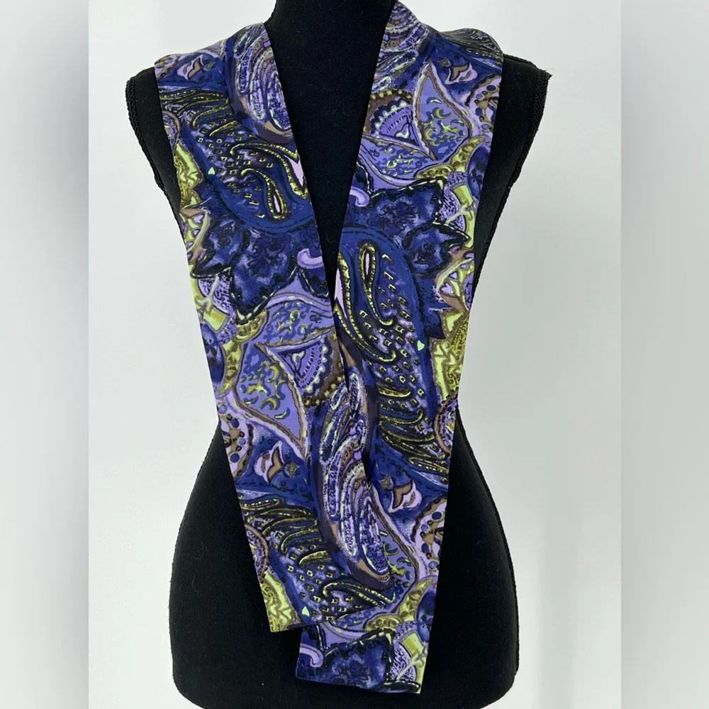 TALBOTS PAISLEY SILK‎ PURPLE AND LIME FASHION SCARF